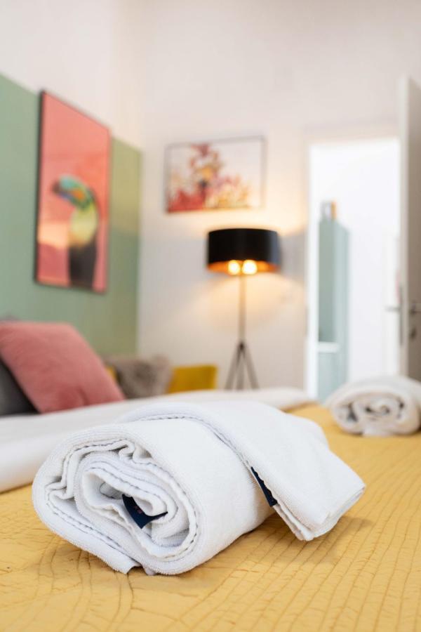 Design Sunny 2Bdr Apartment Near The City Center 자그레브 외부 사진